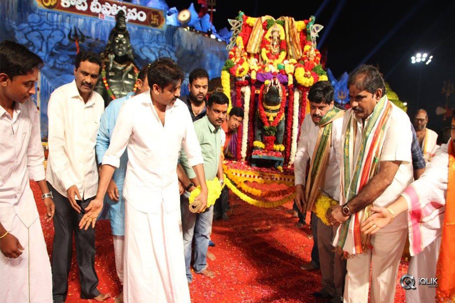 Pawan-Kalyan-At-Koti-Deepotsavam